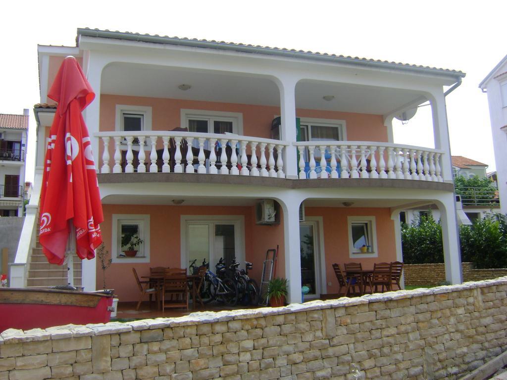 Apartments Krajacic Malinska Exterior photo
